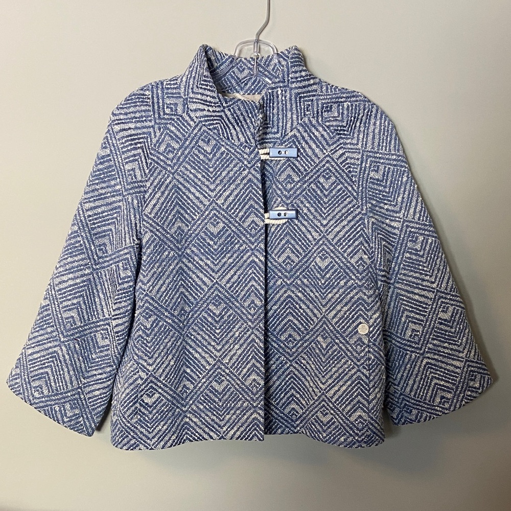 NWOT LION OF PORCHES Geometric Blue and White Blazer Jacket